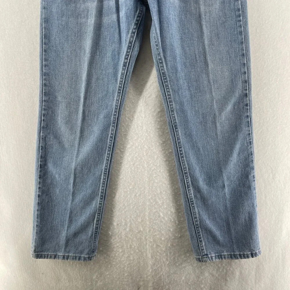Wrangler Pants Men's Sz 31x30 Blue Stonewashed Denim Straight Leg Midrise Jeans - Picture 7 of 9